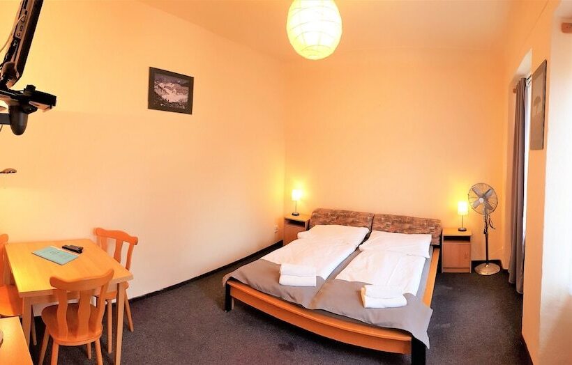 Fotos del hotel U Dvou Zlatych Klicu:  7