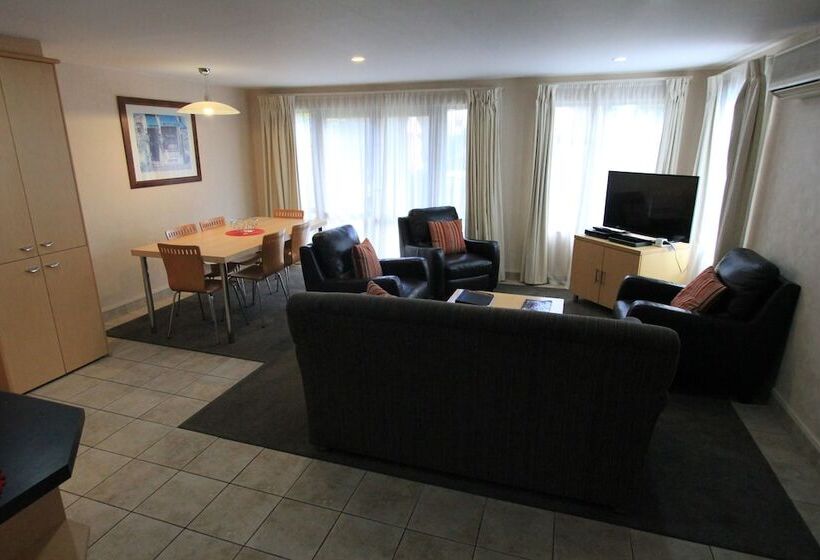 酒店 Voyager Apartments Taupo