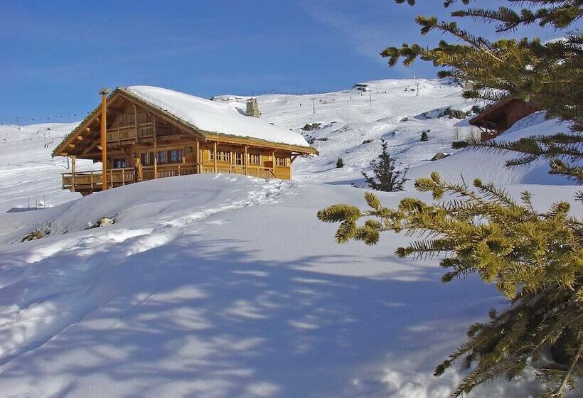 Madame Vacances Les Chalets de L'Altiport