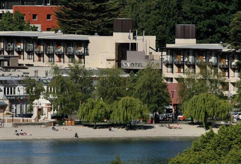 Novotel Queenstown Lakeside