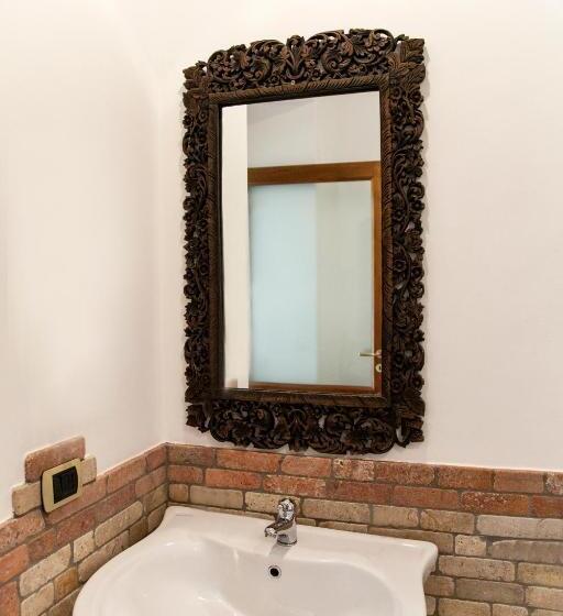 استراحتگاه Villa Enrica   Aeolian Charme