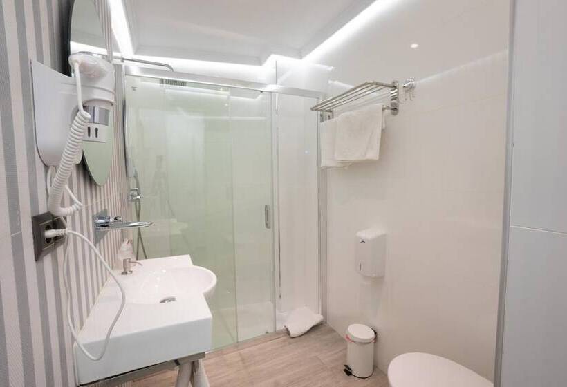 Apartamentos Abril