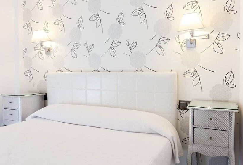 Apartamentos Abril