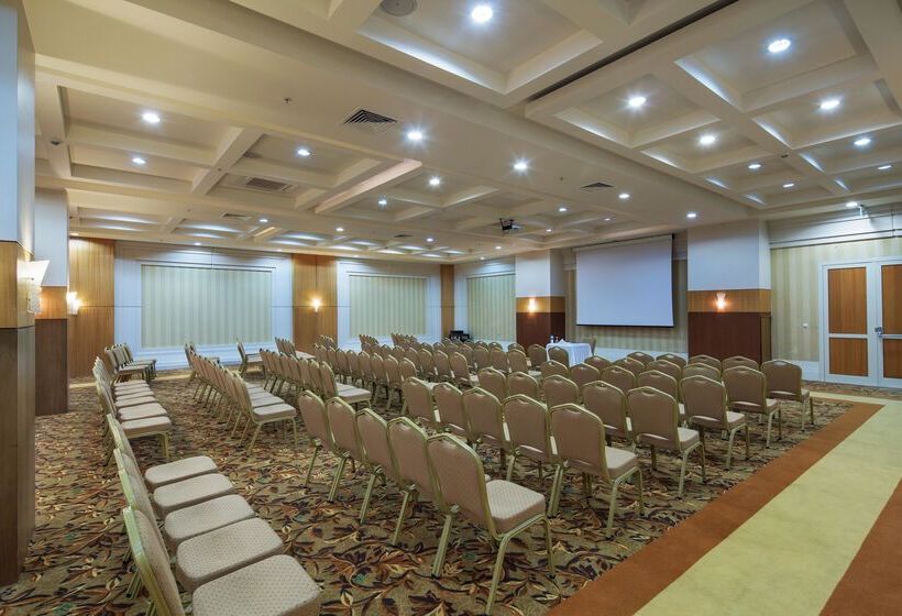 Crystal Family Resort & Spa   Ultimate All Inclusive