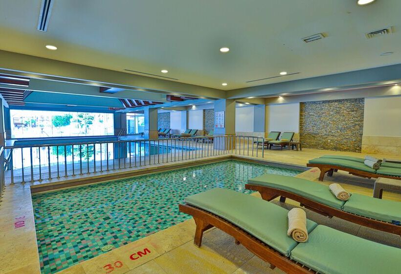 Crystal Family Resort & Spa   Ultimate All Inclusive