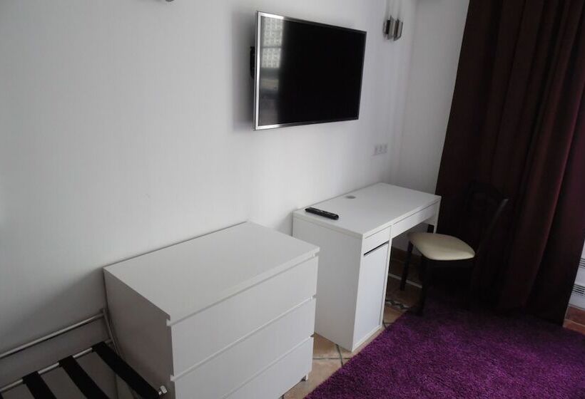 Fotos del hotel AVI City Apartments:  7