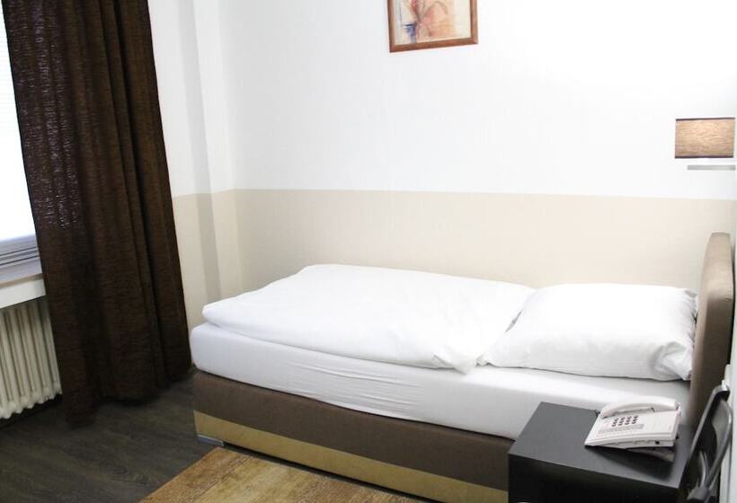 Fotos del hotel AVI City Apartments:  9