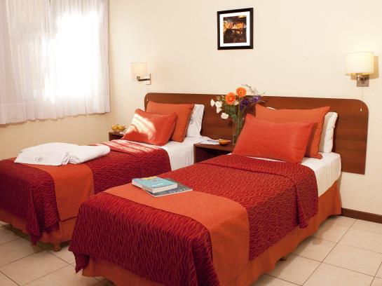 هتل Bohemia Buenos Aires