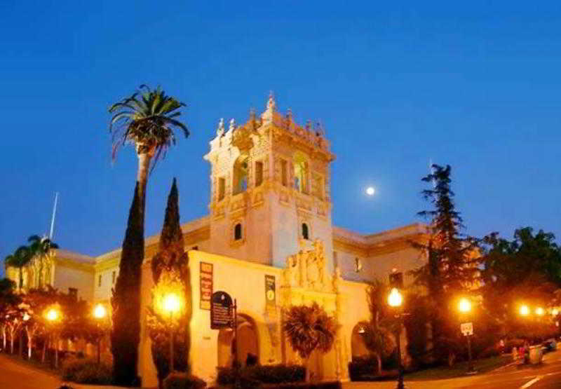 هتل Courtyard By Marriott San Diego Downtown