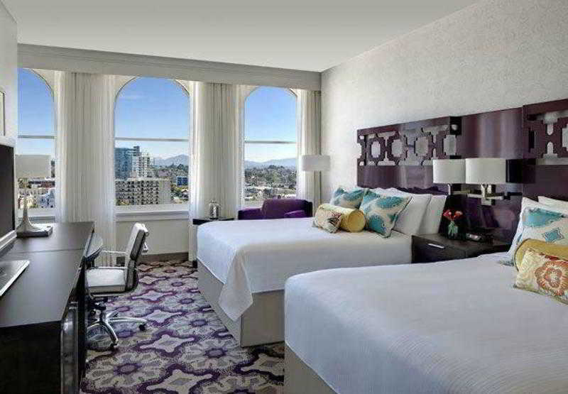 هتل Courtyard By Marriott San Diego Downtown