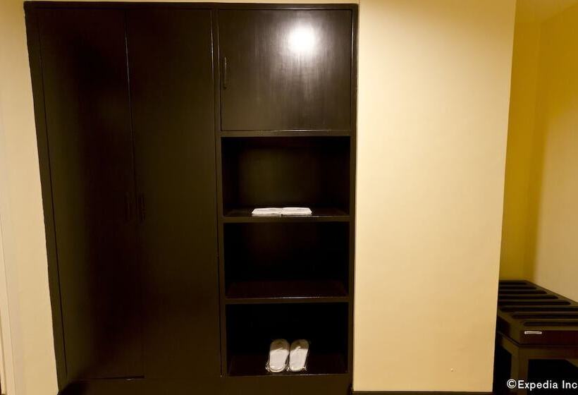 Fotos del hotel Crown Regency  & Towers:  17