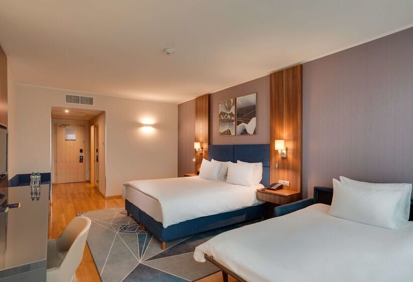 هتل Doubletree By Hilton Cluj – City Plaza
