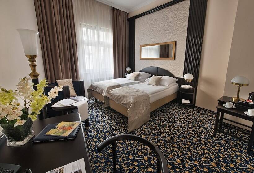 Fotos del hotel Ea Hotel Royal Esprit:  11
