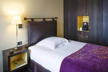 هتل Eastwest Hôtel By Malone