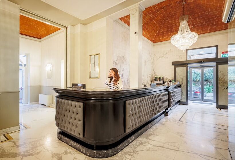 Fotos del hotel Embassy:  19