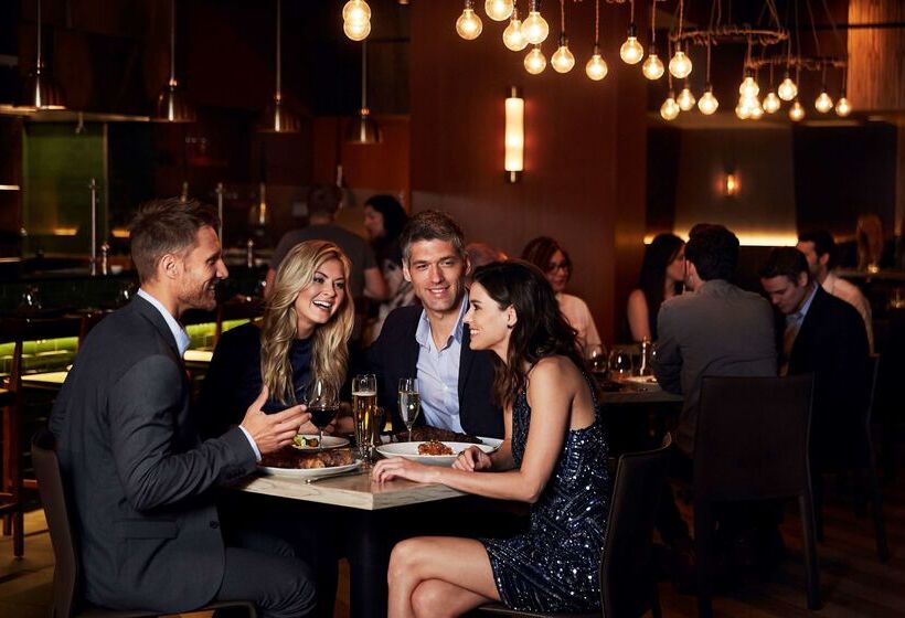 هتل The Highland Dallas, Curio Collection By Hilton