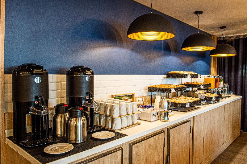 Fotos del hotel Holiday Inn Express Paris-canal De La Villette, An Ihg:  7