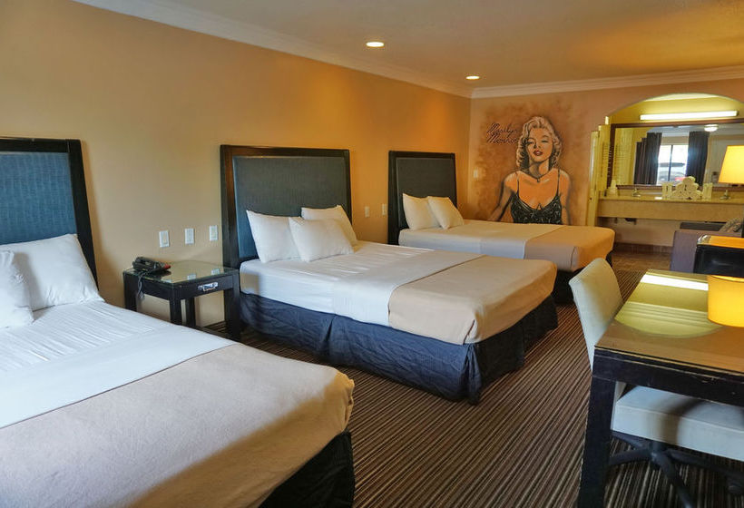 فندق Hollywood Inn Express South