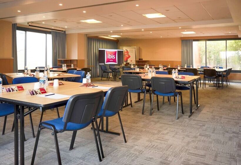 هتل Ibis Cannes Mandelieu
