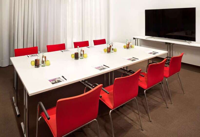 בית מלון כפרי Innside By Meliá Dusseldorf Derendorf