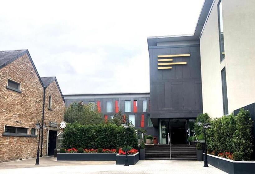 Fotos del hotel The Address Citywest (formerly Kingswood Hotel):  3
