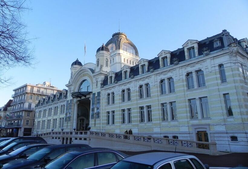 Hotel Le Bourgogne