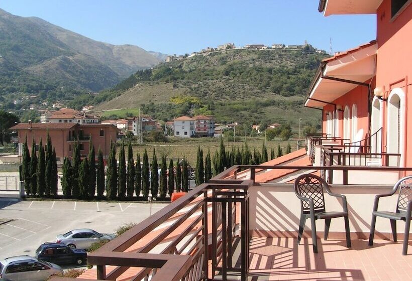 فندق Marchesina Resort Srls