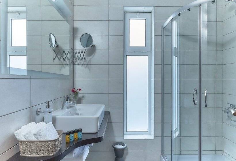 هتل Nymphes Luxury Apartments