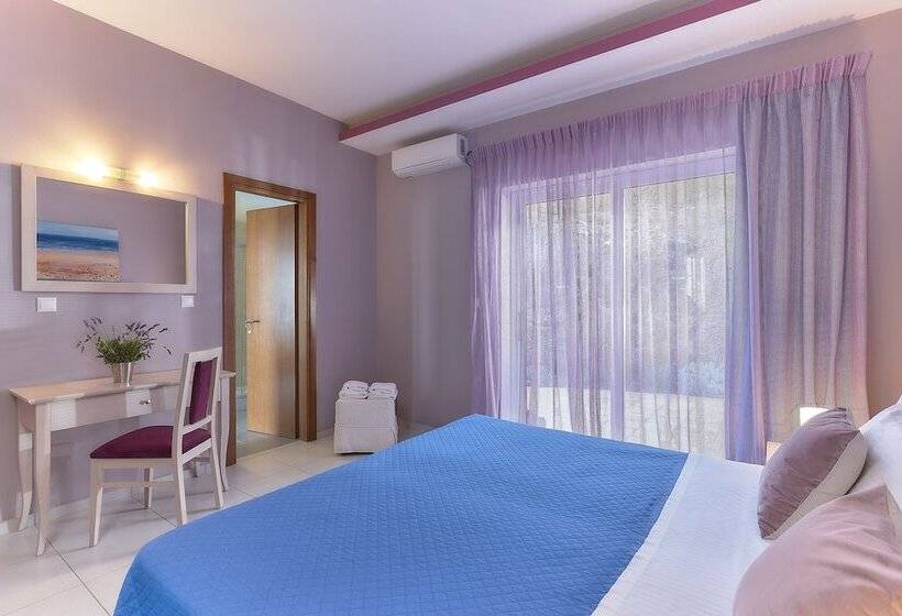 هتل Nymphes Luxury Apartments