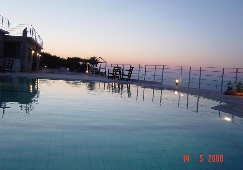 هتل Nymphes Luxury Apartments