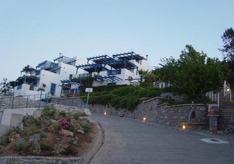 هتل Nymphes Luxury Apartments