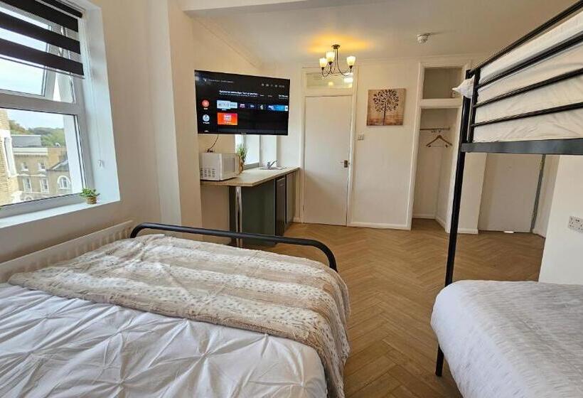 Fotos del hotel New Dome:  60