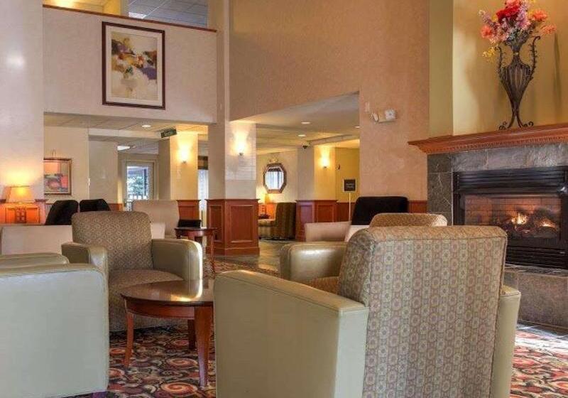 호텔 Quality Inn