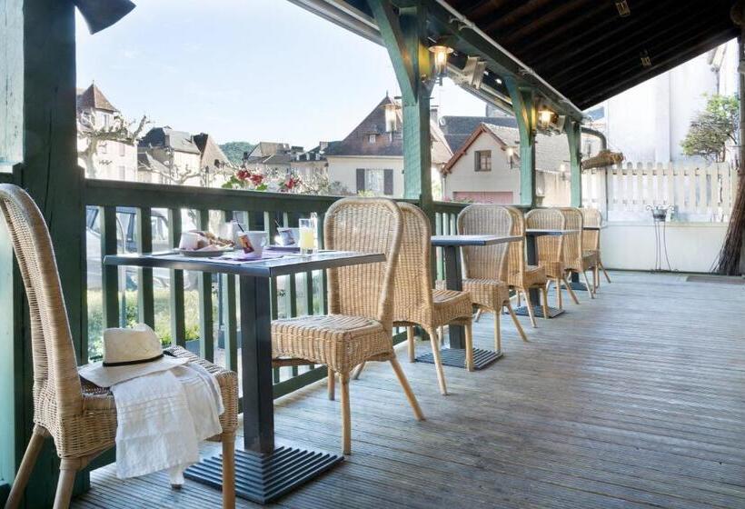 هتل Contact Hôtel Le Relais De Vellinus
