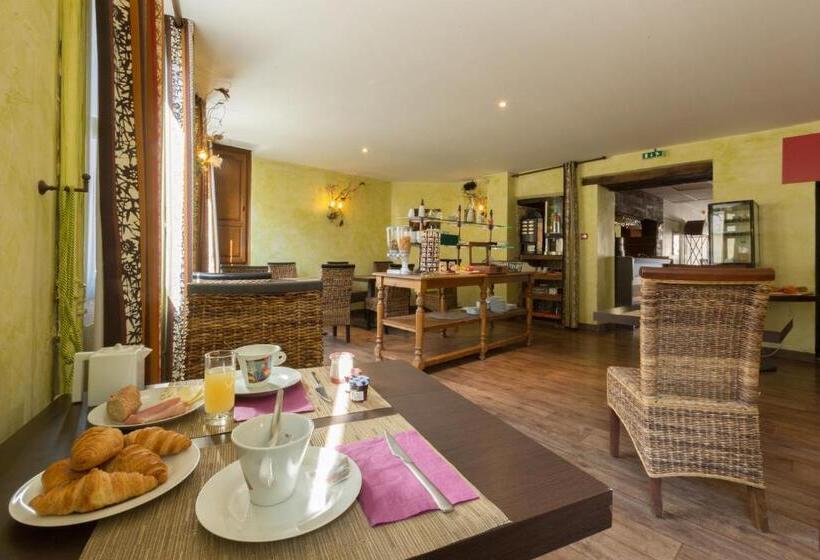 هتل Contact Hôtel Le Relais De Vellinus