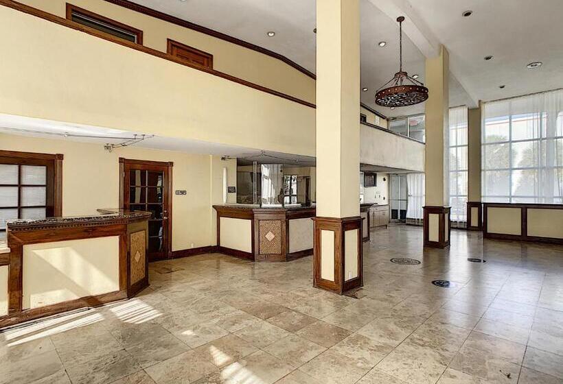 Fotos del hotel Stayable Suites Florida Mall Orlando:  11