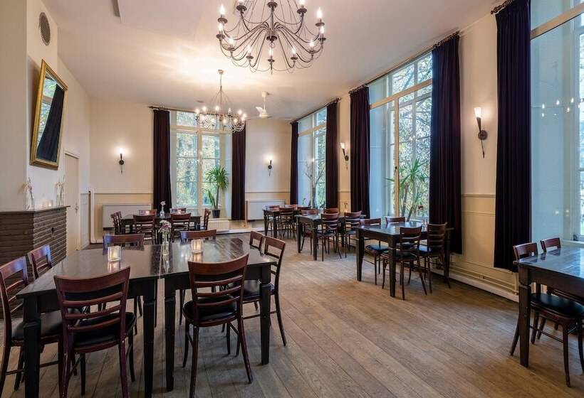 هتل Stayokay Hostel Utrecht   Bunnik