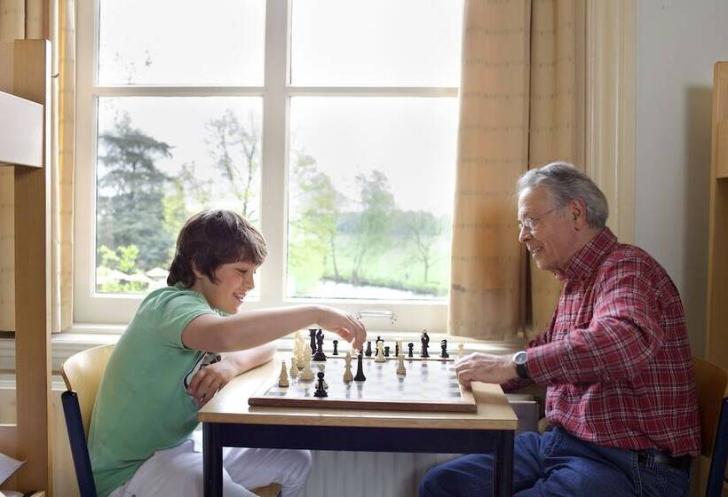 هتل Stayokay Hostel Utrecht   Bunnik