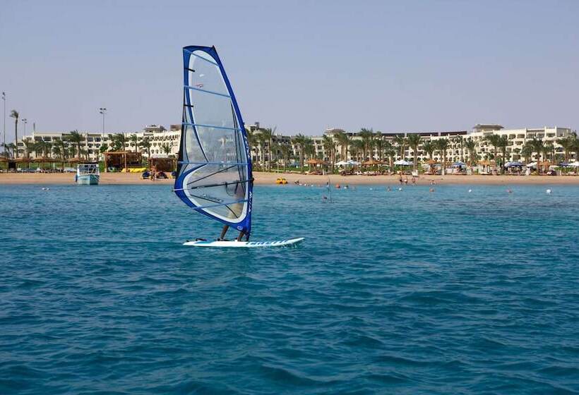 هتل Steigenberger Aldau Beach