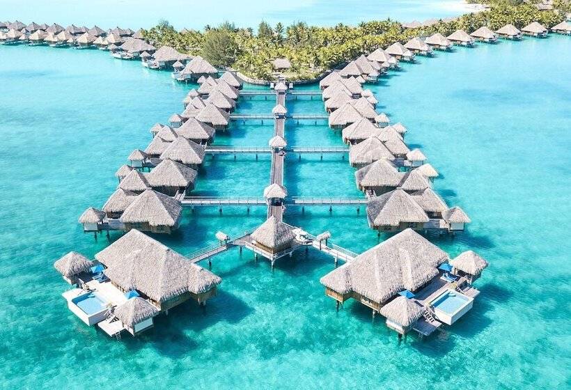 هتل The St. Regis Bora Bora Resort