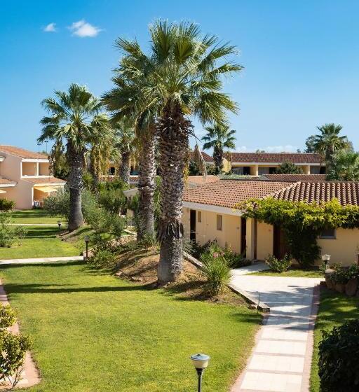 هتل Tirreno Resort