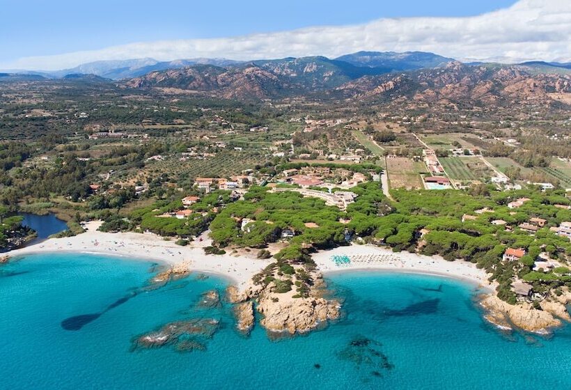 هتل Tirreno Resort