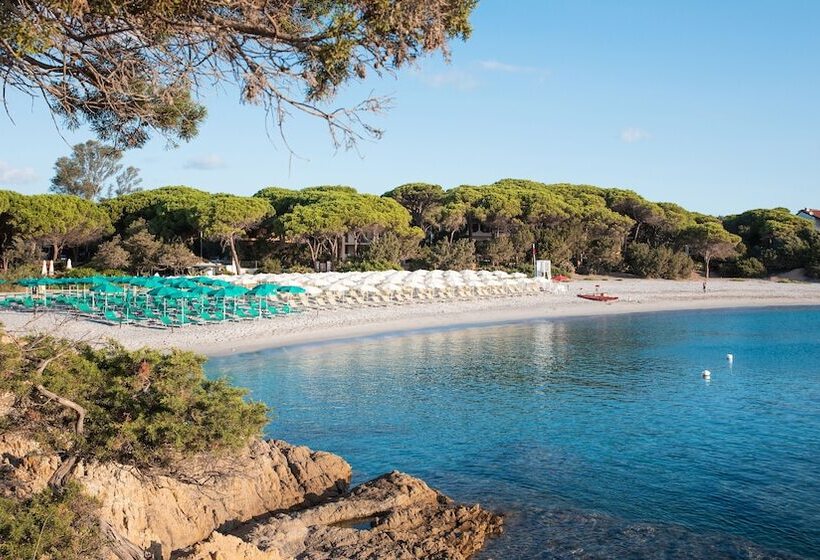 هتل Tirreno Resort