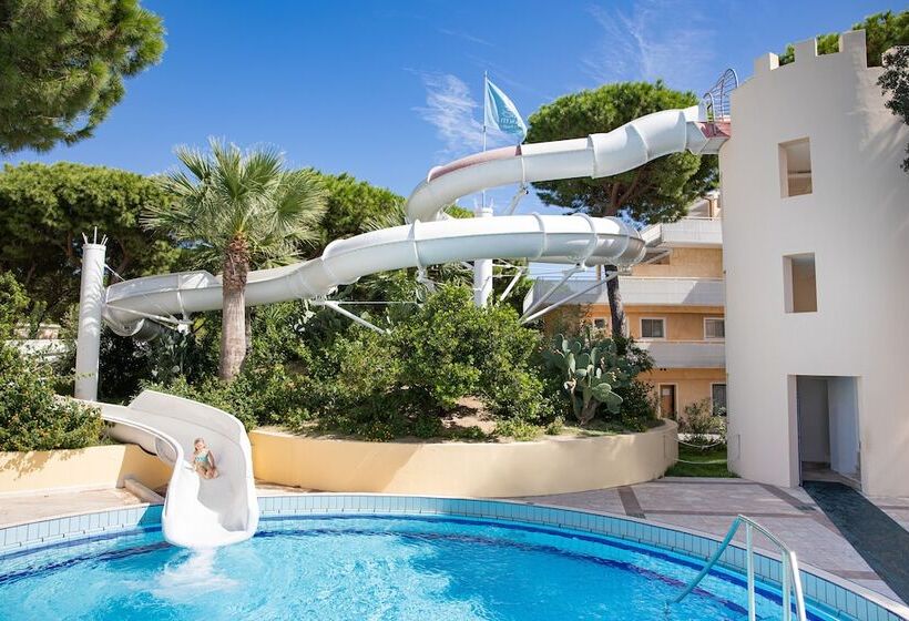 هتل Tirreno Resort
