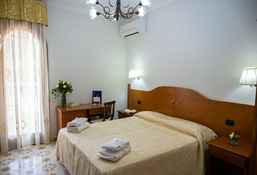 هتل Villa Le Zagare Relais & Spa