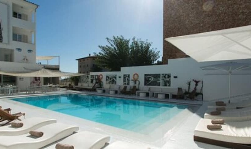 בית מלון כפרי Zhero