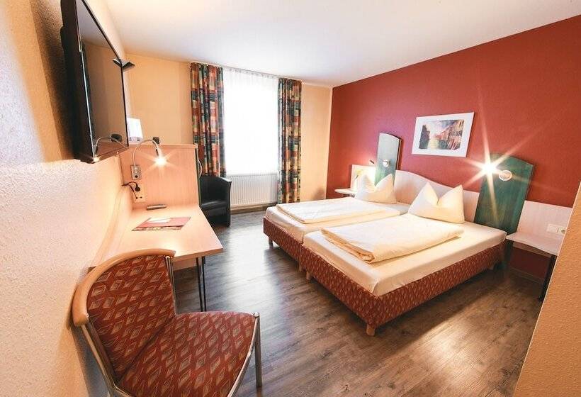 מוטל Plaza Hotel Bruchsal