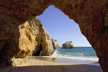 استراحتگاه Quinta Da Encosta Velha Golf & Leisure Village