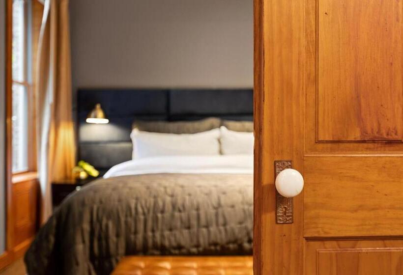 Fotos del hotel The Historical Blue Moon   Nyc:  48