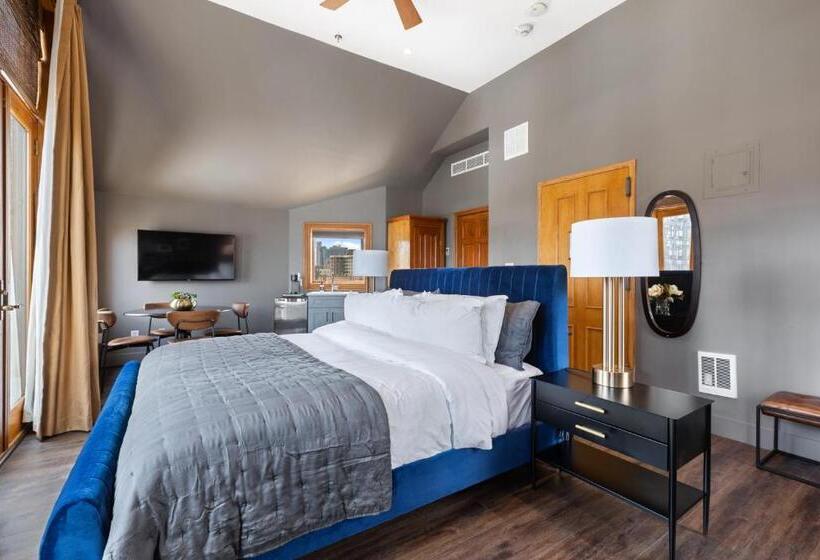 Fotos del hotel The Historical Blue Moon   Nyc:  13